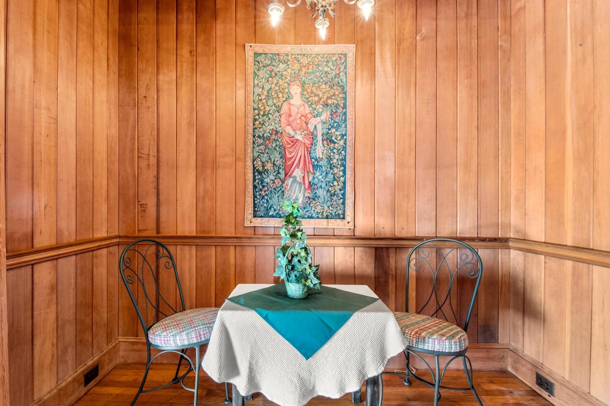 The Castle Bed And Breakfast Ocracoke Buitenkant foto