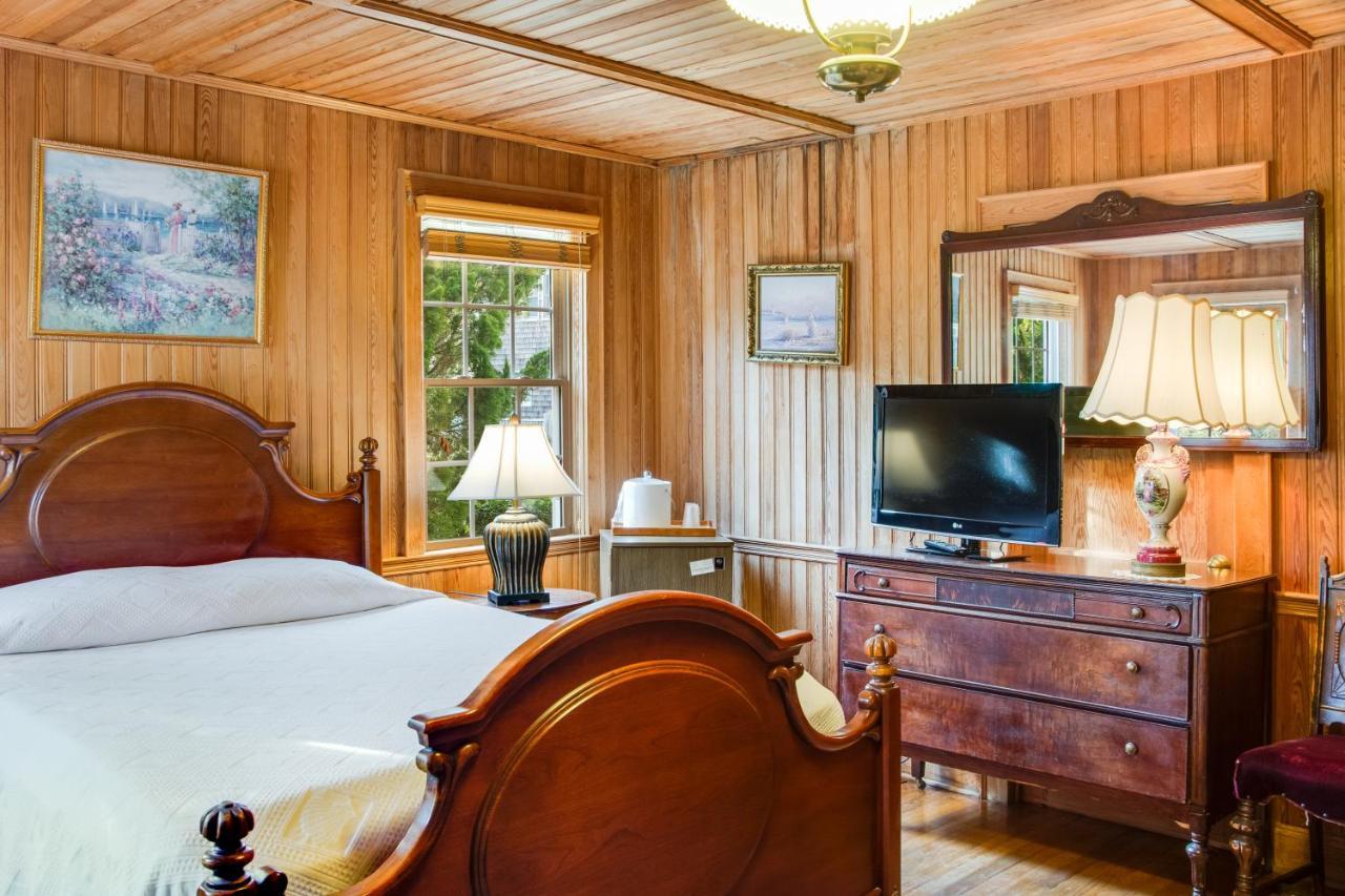 The Castle Bed And Breakfast Ocracoke Buitenkant foto