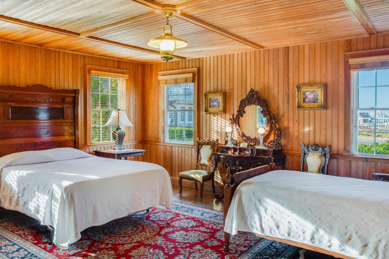 The Castle Bed And Breakfast Ocracoke Buitenkant foto