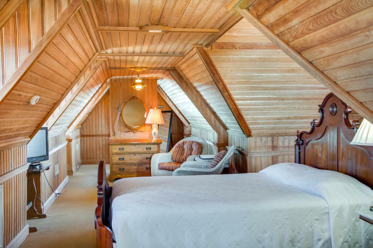 The Castle Bed And Breakfast Ocracoke Buitenkant foto